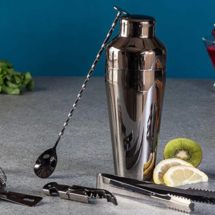 Elara Elite Cocktail Set – Luxury Metallic Bar Kit Essentials