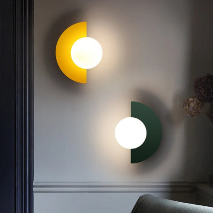 Minimalist Nordic Semicircle Wall Lamp